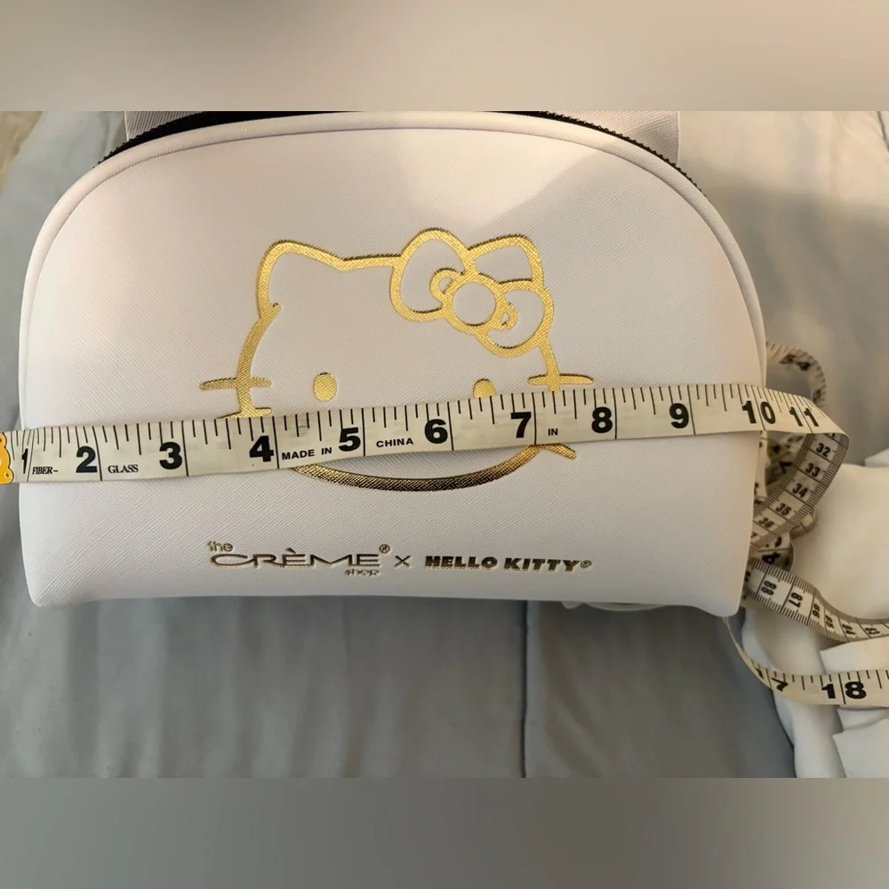 Limited Edition Gold The Crème Shop x Hello Kitty Cosmetic Bag NWT